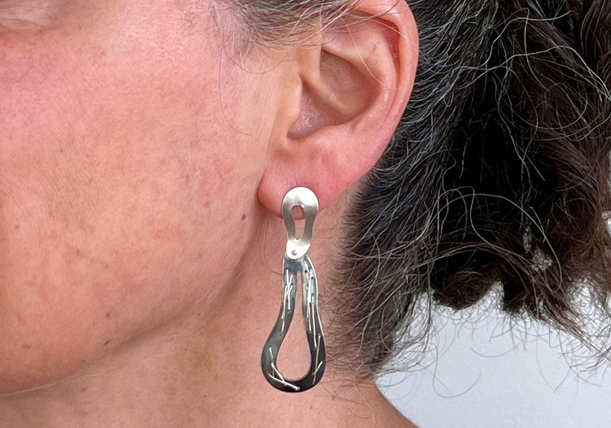 Suzanne Schwartz Earrings — 22k gold sculptural stud with Tahitian baroque dark pearl drop, handmade fine jewelry