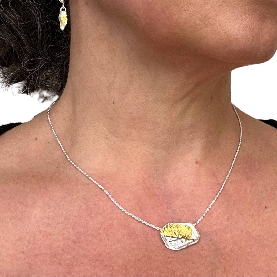 Pebble Pendant Necklace