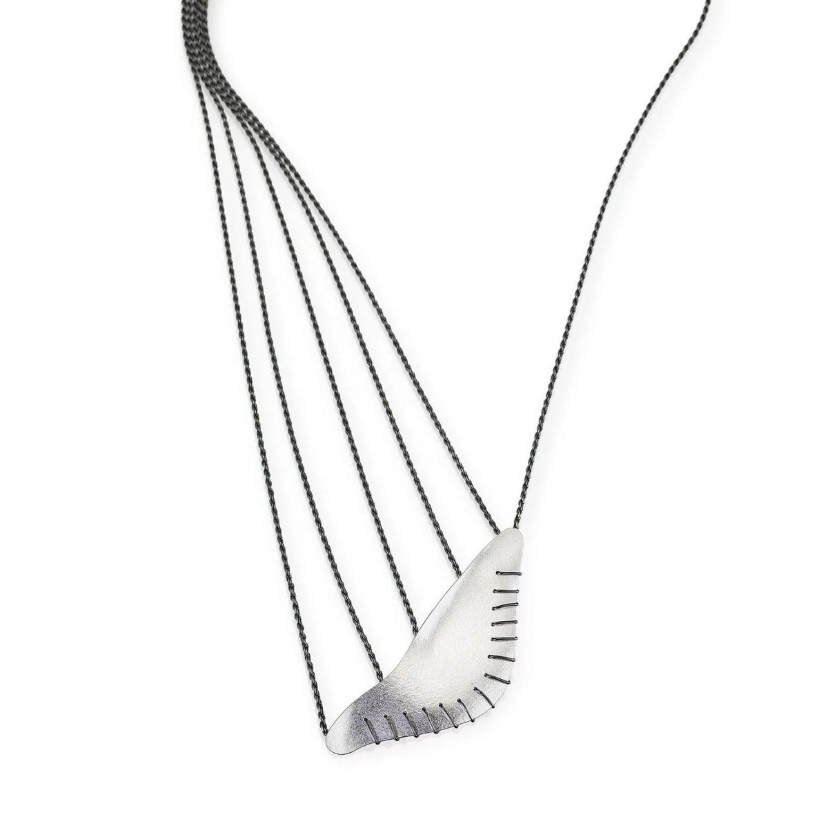 Sideward Necklace