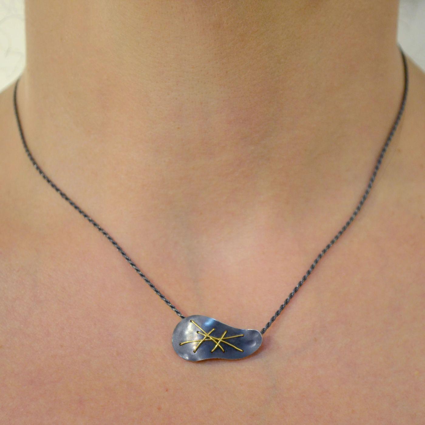 Single Cascade Pendant Necklace