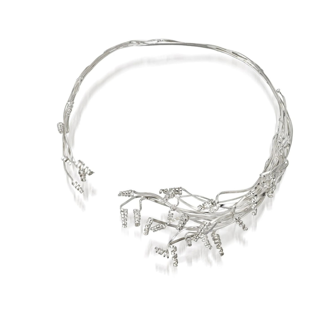 Swirl Collar
