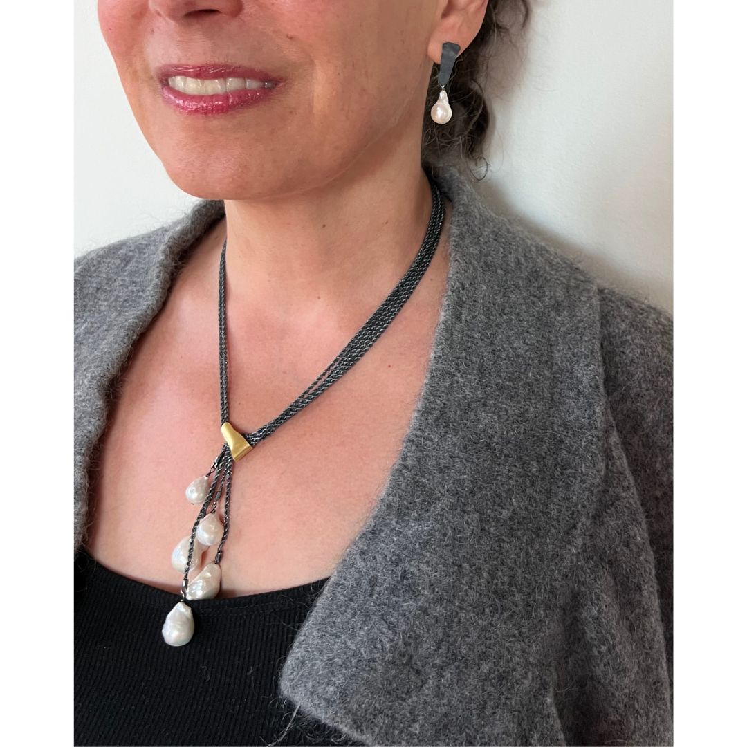 Baroque Pearl Short Hanging Earrings