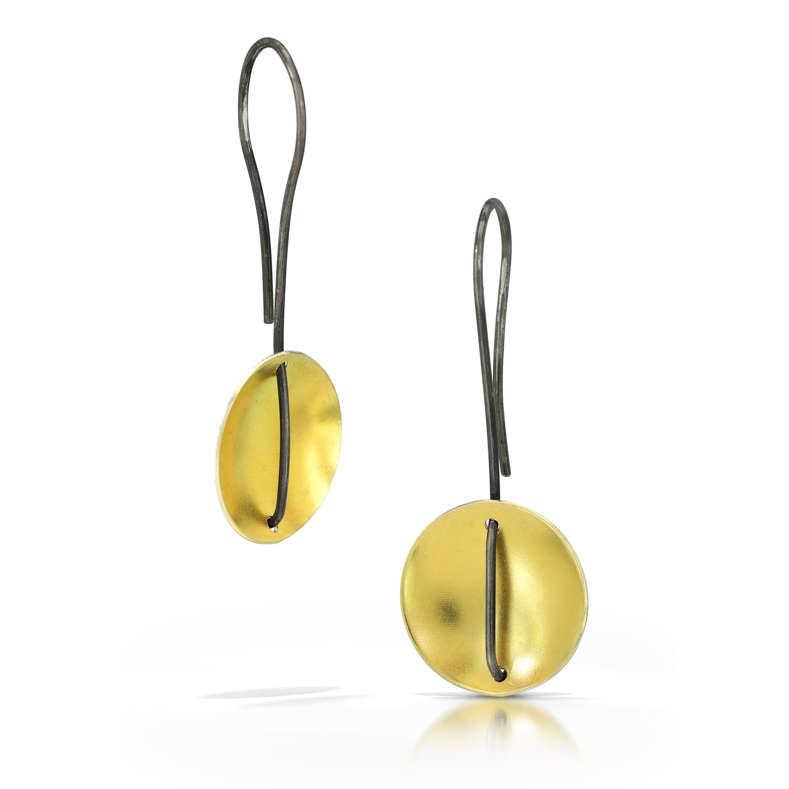 Suzanne Schwartz Hanging Simple Circle Earring
